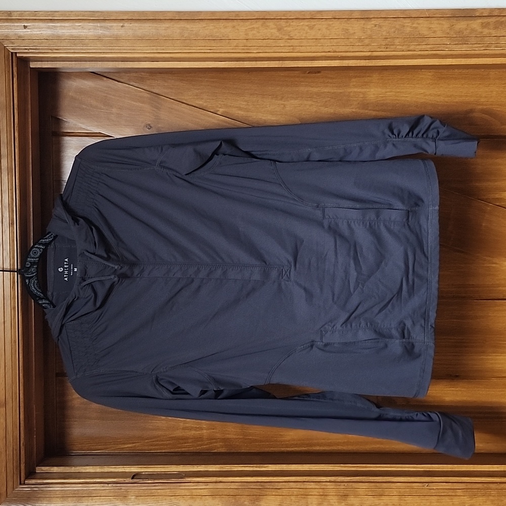 Athleta Womens Hooded Active Wear 1/2 Button Snap Shirt Size Medium Hoodie Gray